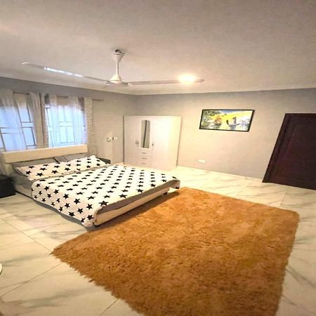 Detouz Lodging Lejlighed Accra Eksteriør billede