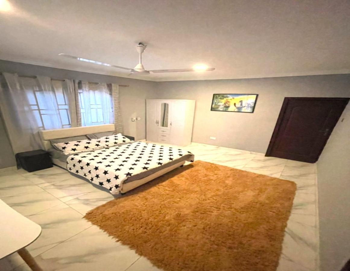 Detouz Lodging Lejlighed Accra Eksteriør billede